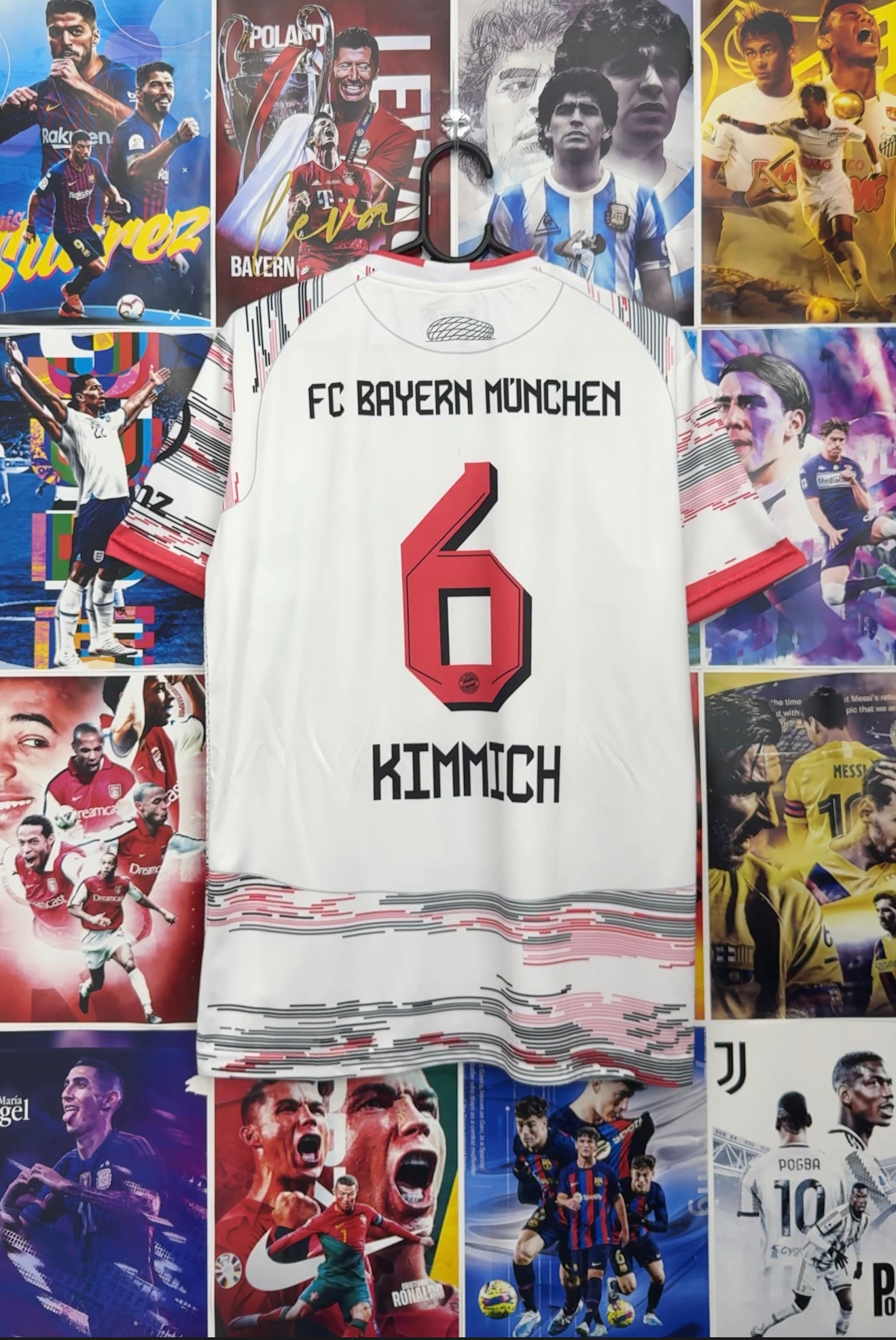 KIMMICH BAYERN 25-26 AWAY KIT