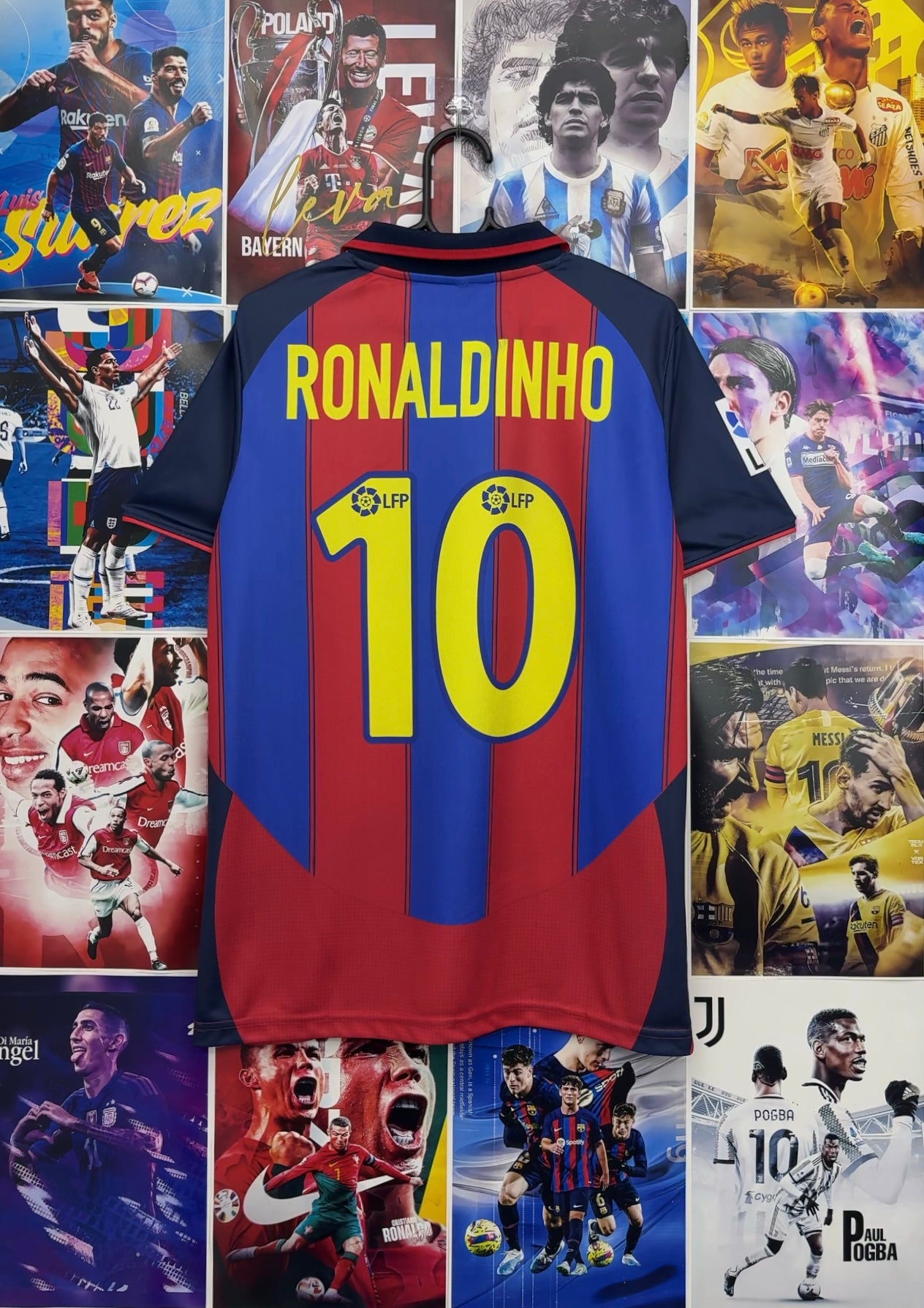 RONALDINHO BARCA 03-04 HOME KIT