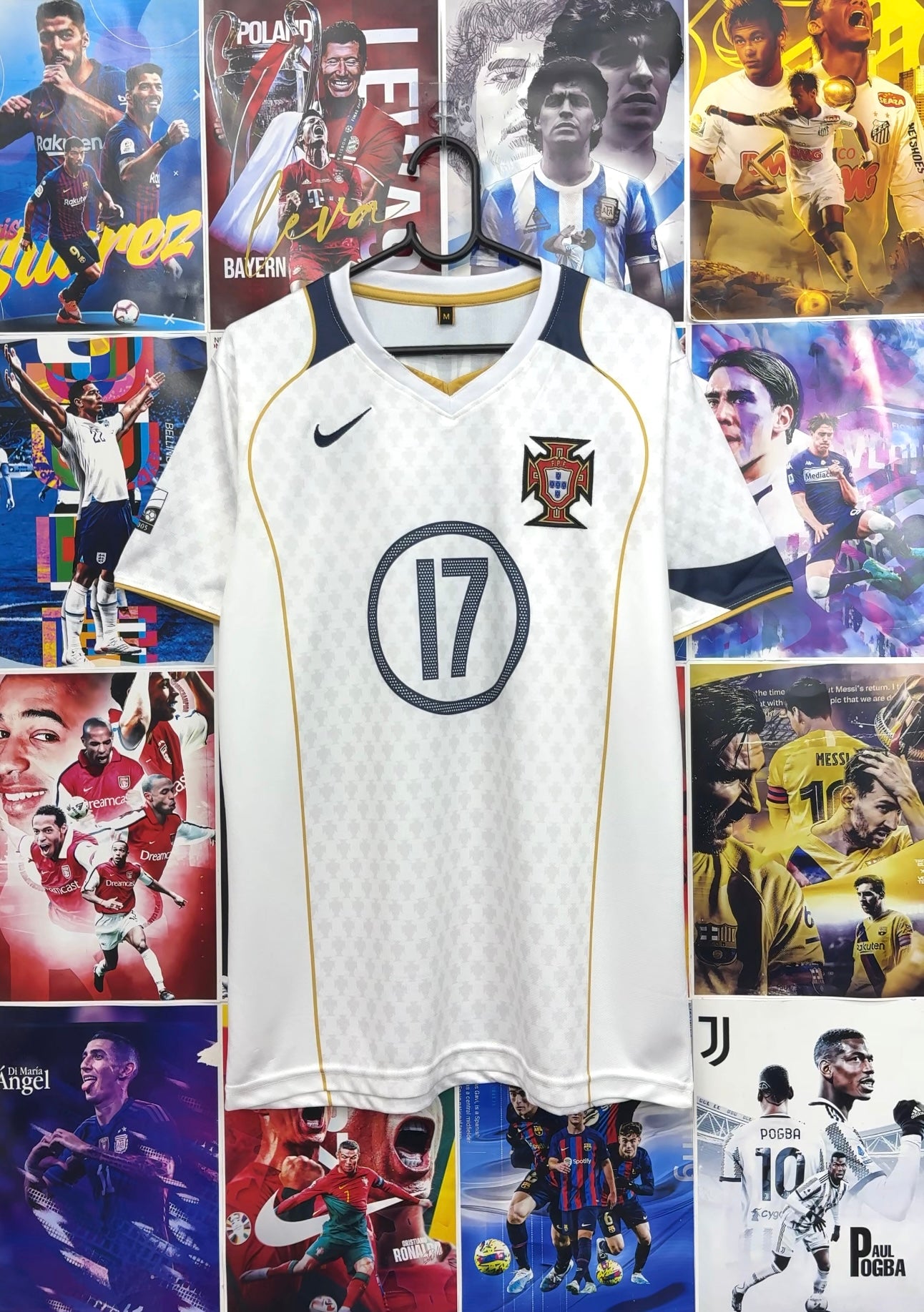 RONALDO PORTUGAL 2004 AWAY KIT (PREMIUM)