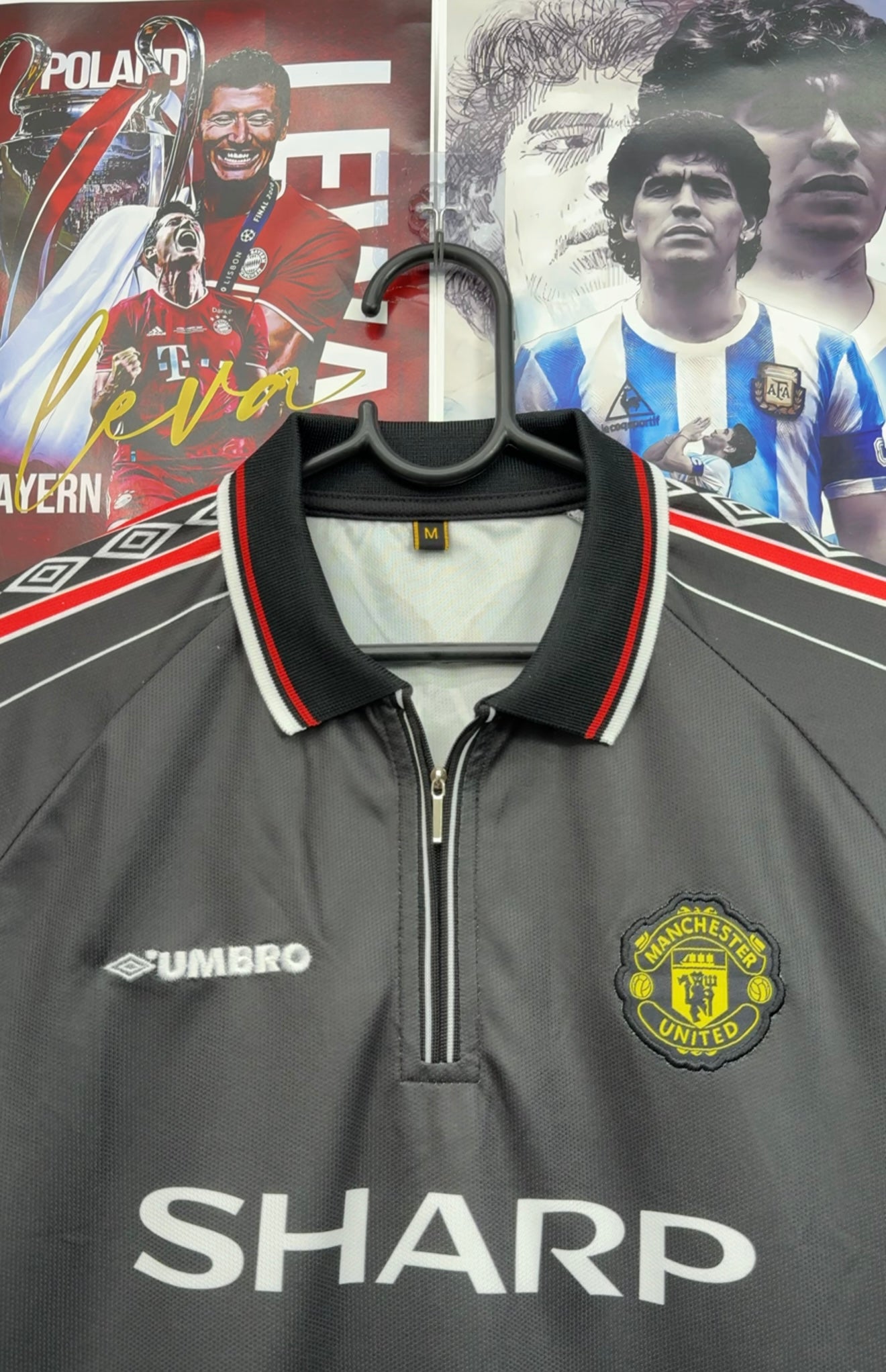 BECKHAM MAN UNITED 98-99 BLACK KIT