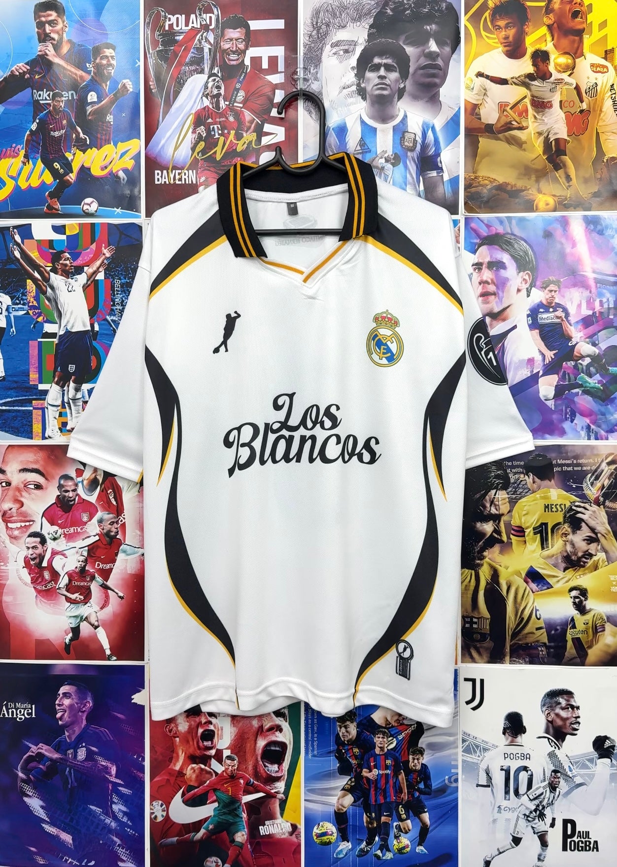 CARLOS REAL MADRID LOS BLANCOS OVERSIZED KIT