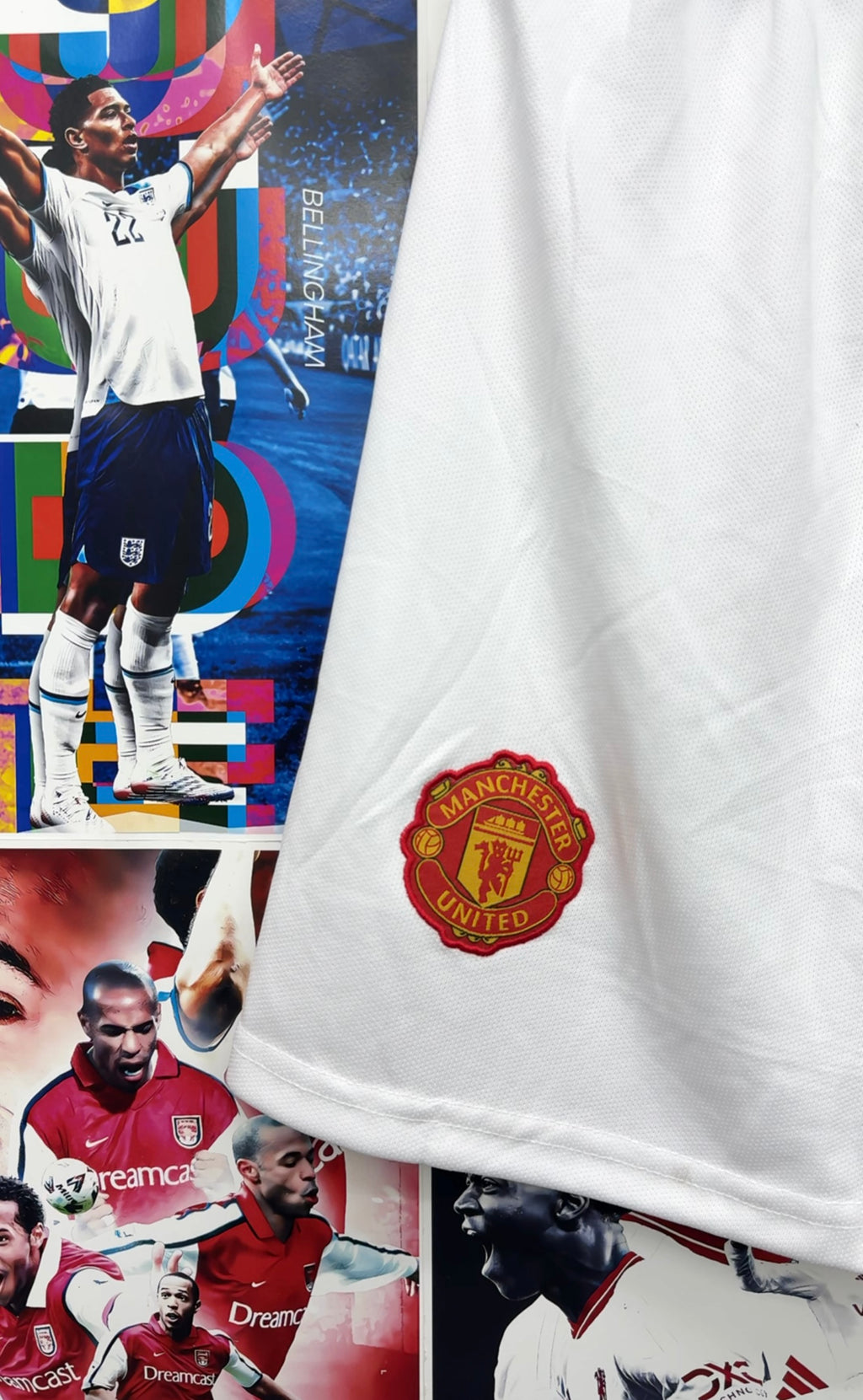 MAN UNITED WHITE SHORTS