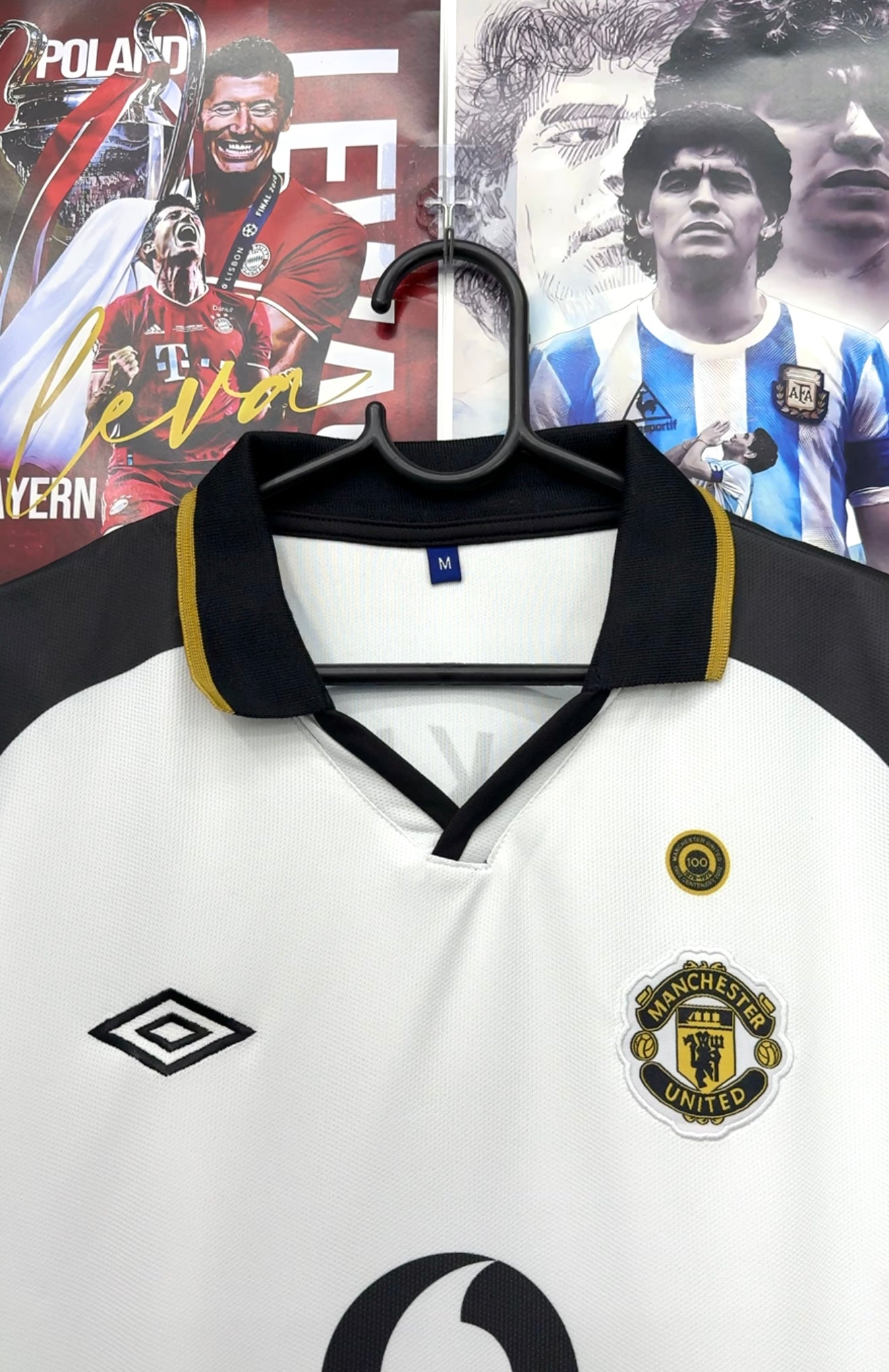 BECKHAM MAN UNITED 01-02 AWAY KIT