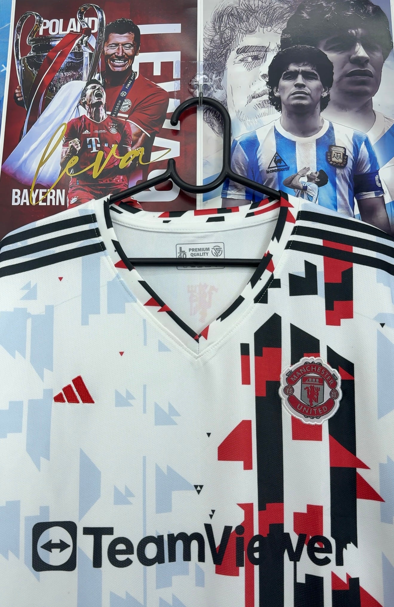 MAN UNITED WHITE SPECIAL EDITION KIT