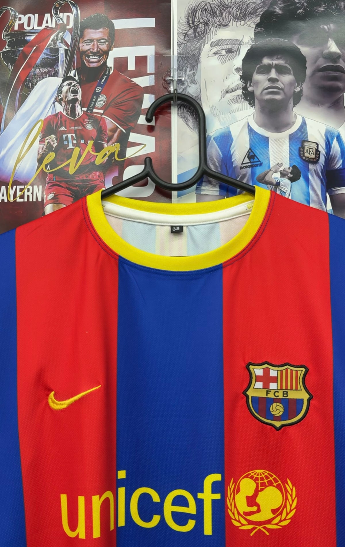 MESSI BARCA 10-11 HOME KIT