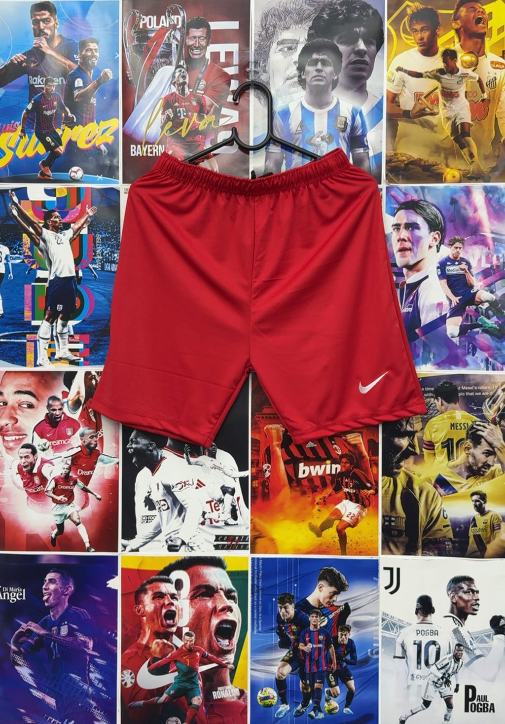 RED SHORTS (NIKE)