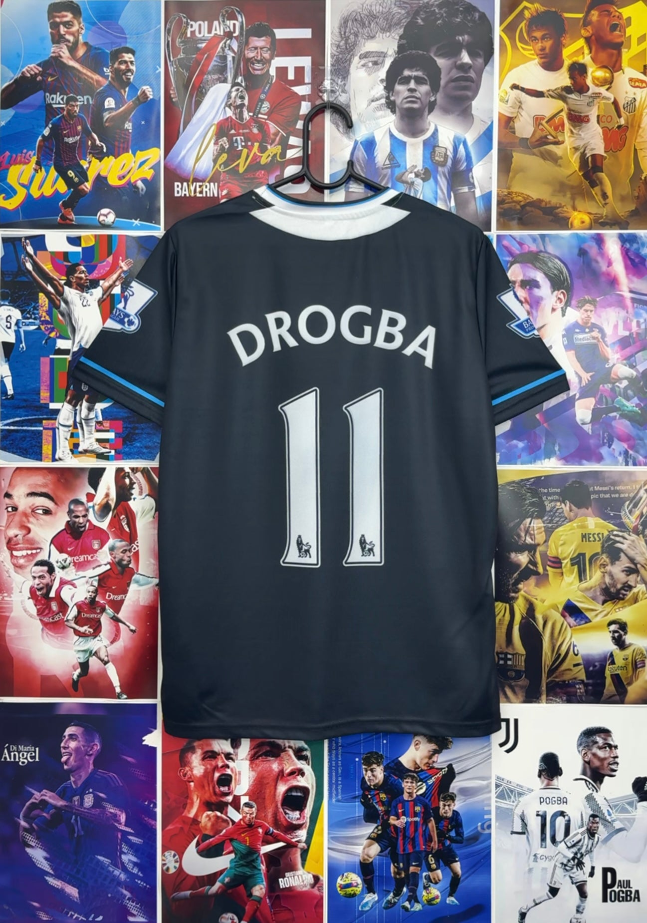 DROGBA CHELSEA 11-12 THIRD KIT