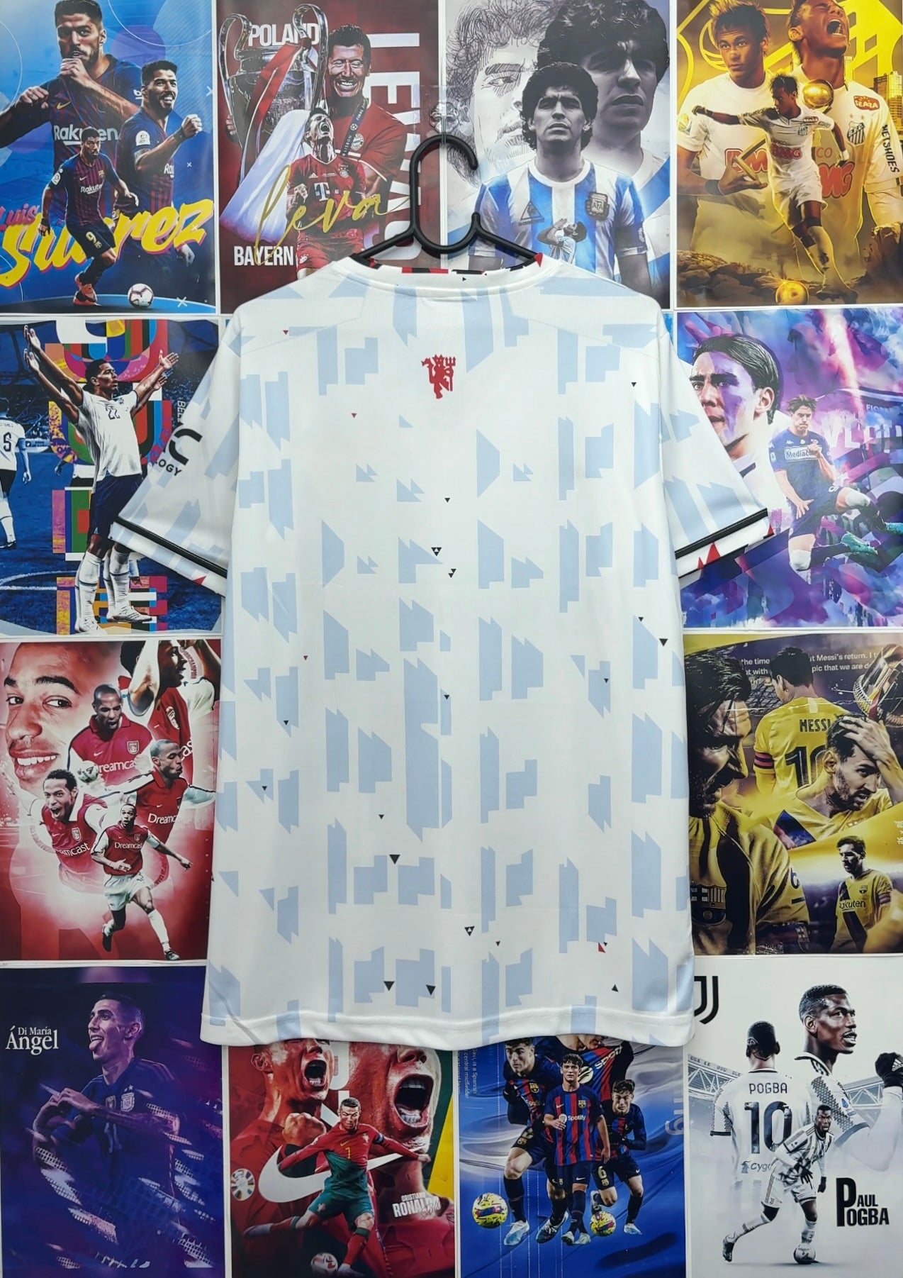 MAN UNITED WHITE SPECIAL EDITION KIT