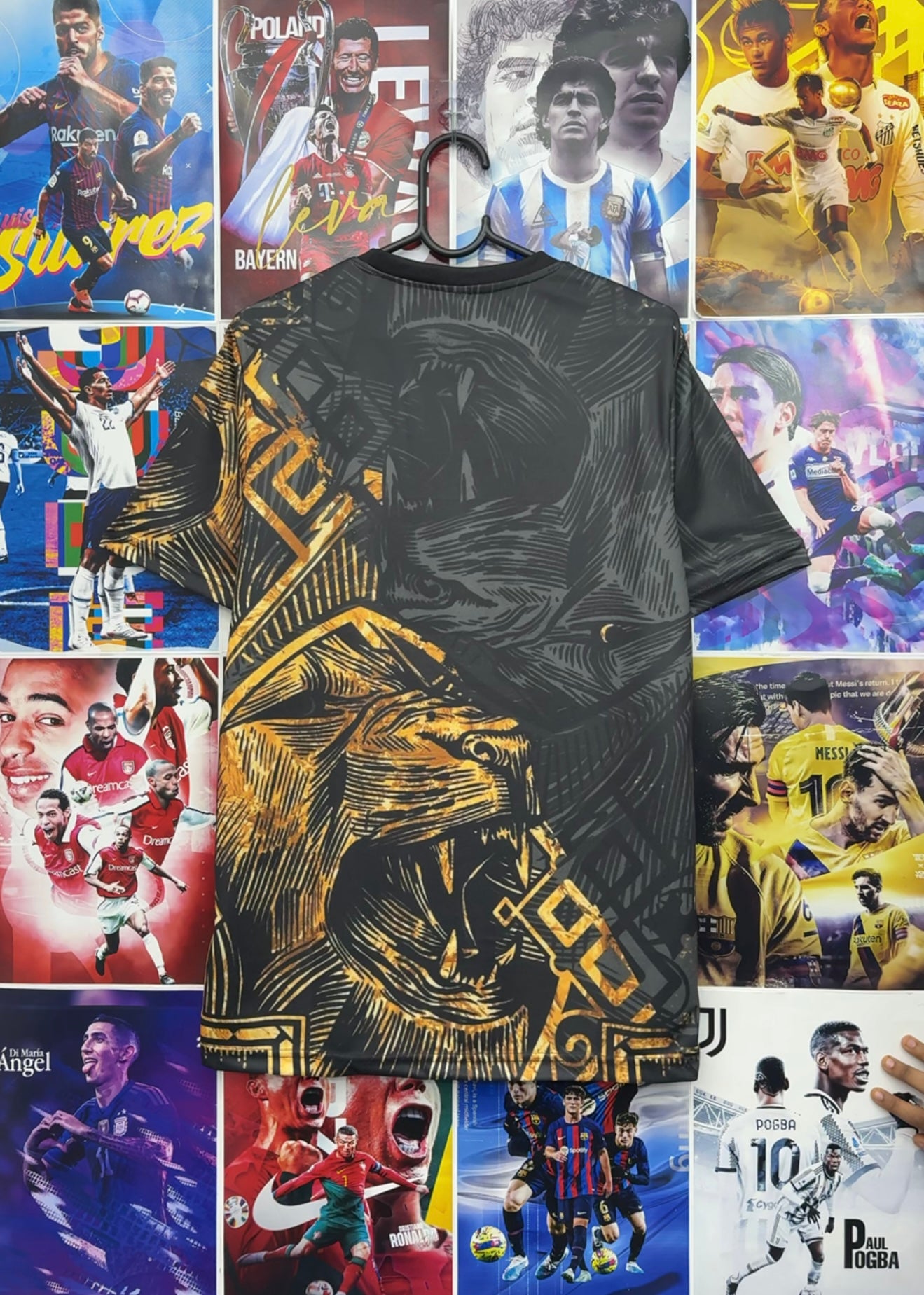 REAL MADRID GOLDEN LION SPECIAL EDITION KIT