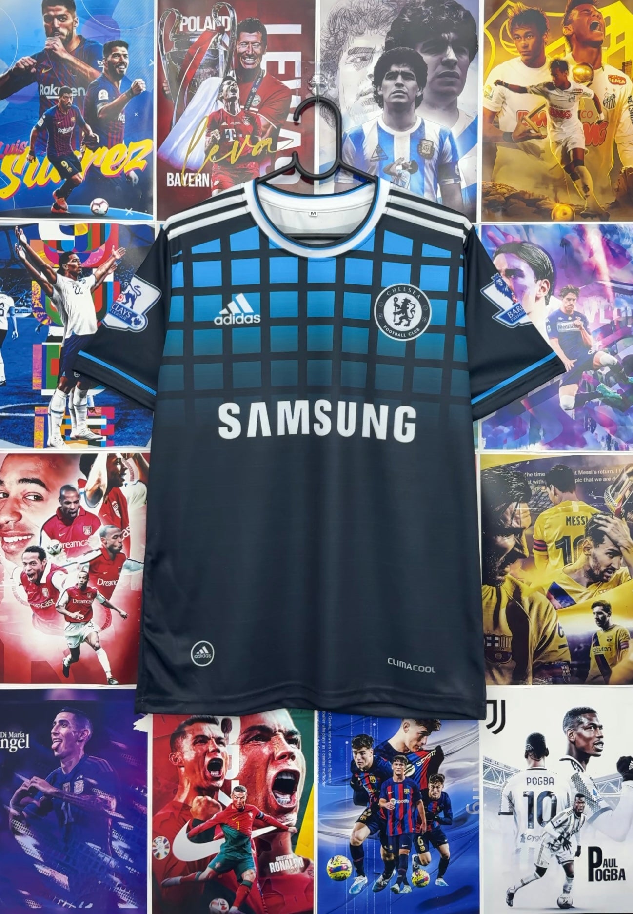DROGBA CHELSEA 11-12 THIRD KIT