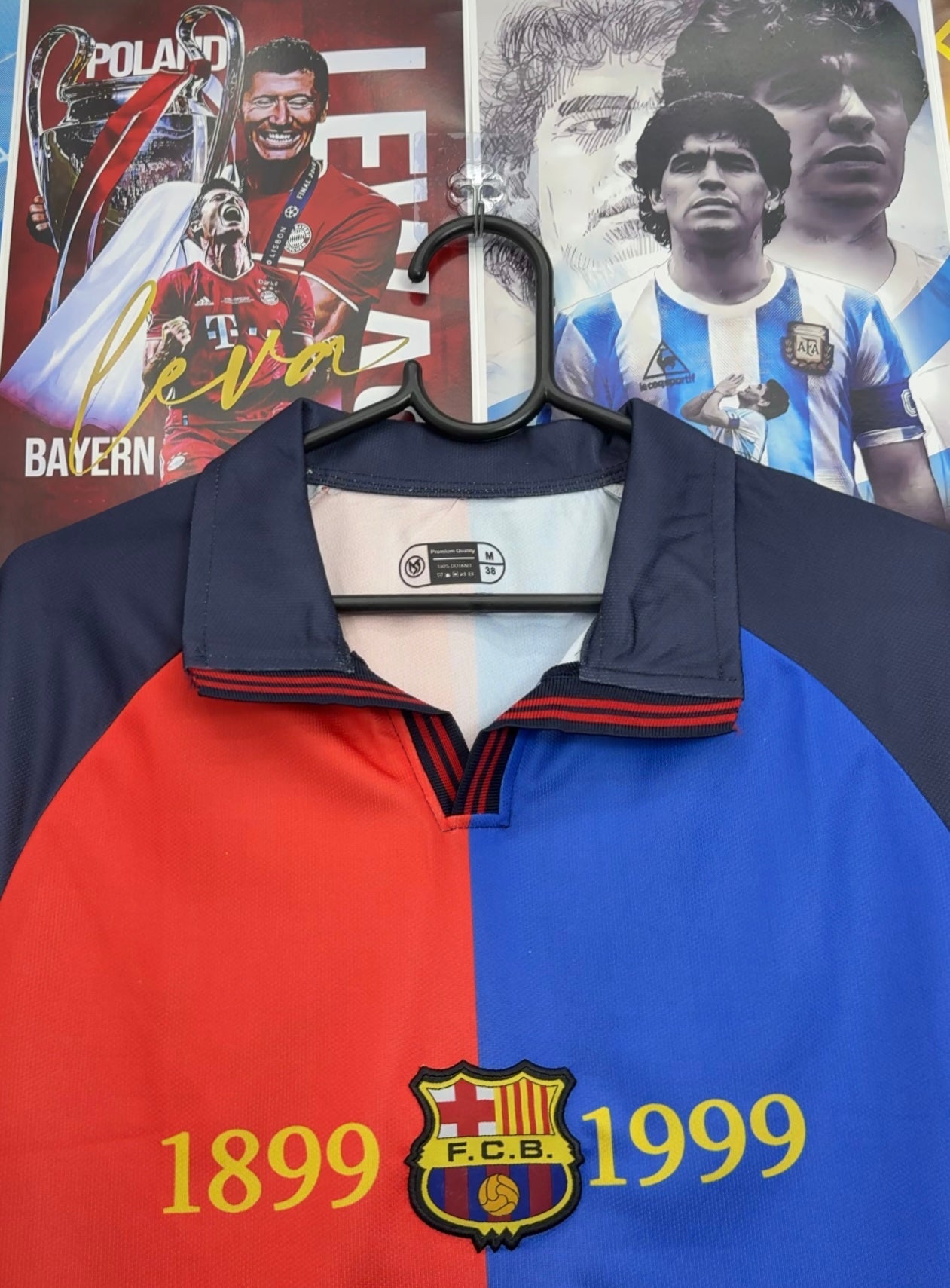PUYOL BARCA 99-00 HOME KIT